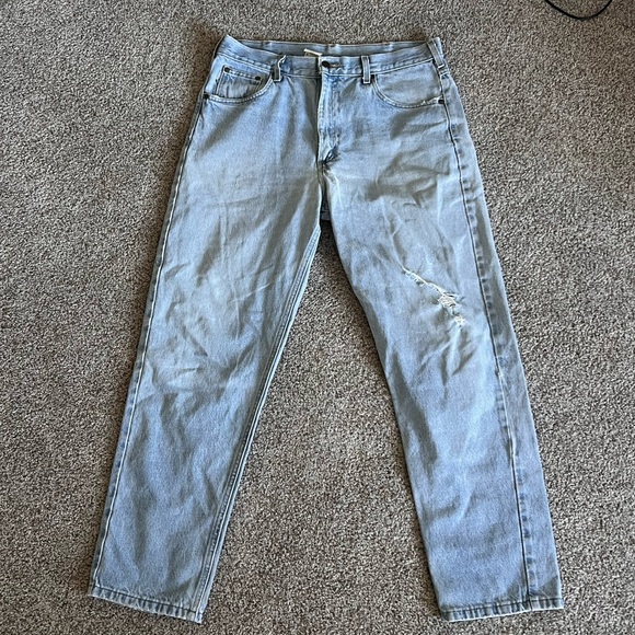 Carhartt Light Wash denim Jean, distressed - Picture 4 of 11